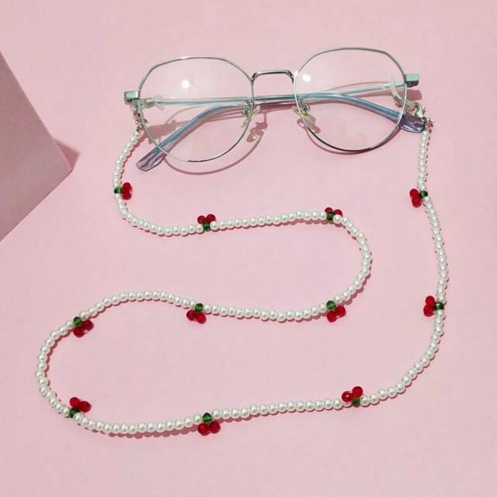 Pearl red cherry Eyewear Chain A1662 - Picture 1 of 3
